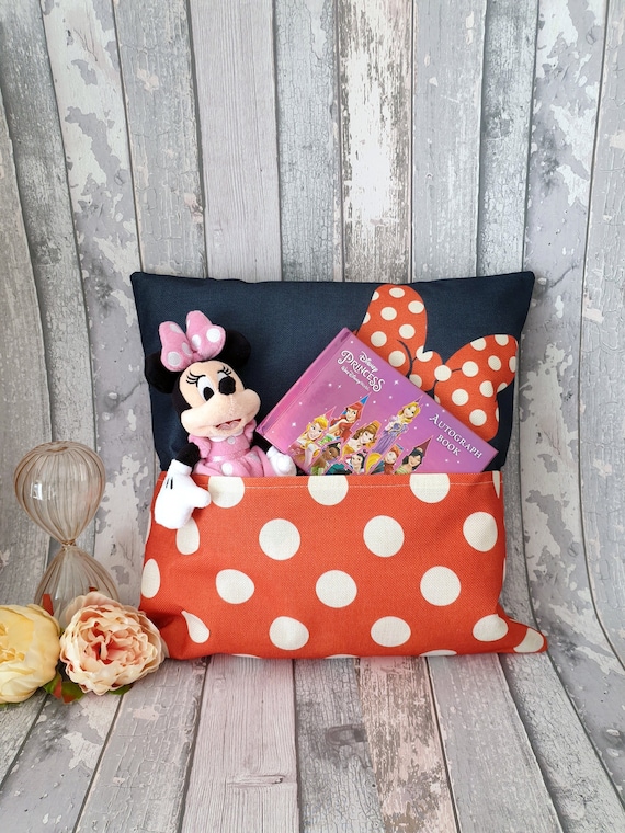 minnie mouse throw pillow