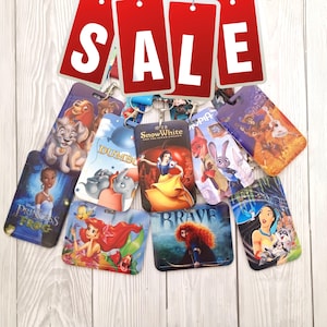 SALE Disney-personagesleutelkoord en ID-kaart sleutelhanger badgehouder voor vakantiewerkleraar Disney Halloween-merchandisecadeau