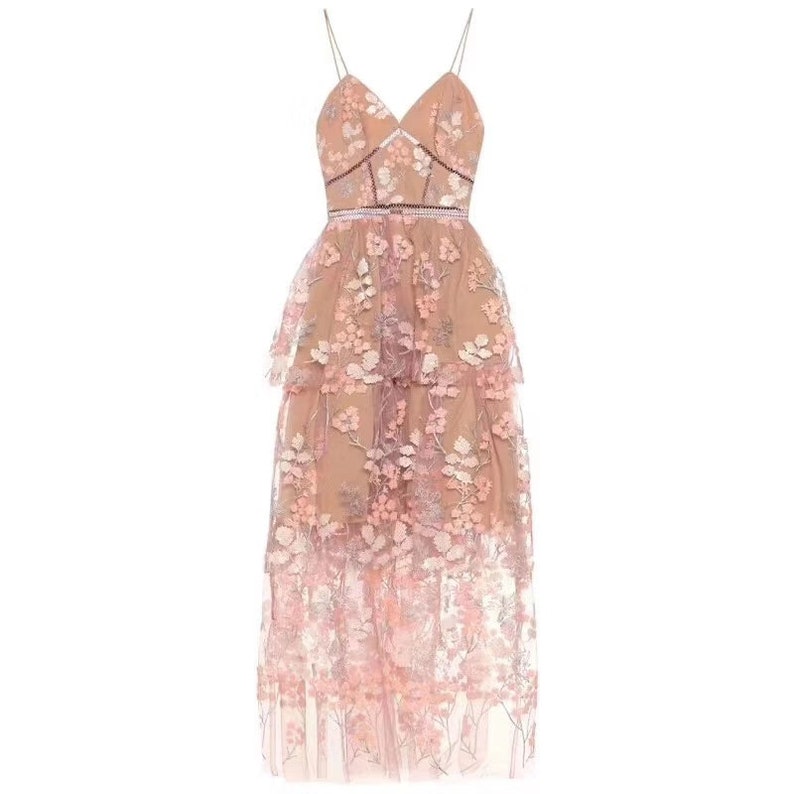 women fashion fabric of new arrivals Hot selling flower sequins lace fabric fashion dress lace fabric