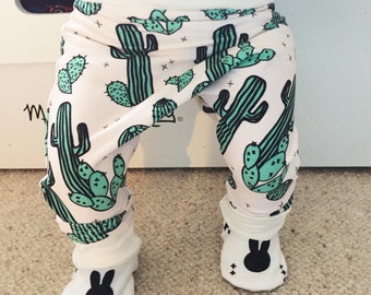green cactus harems, ninja pants, drop crotch pants, baby harem pants, harem pants, gender neutral, harlem pants, baby gift