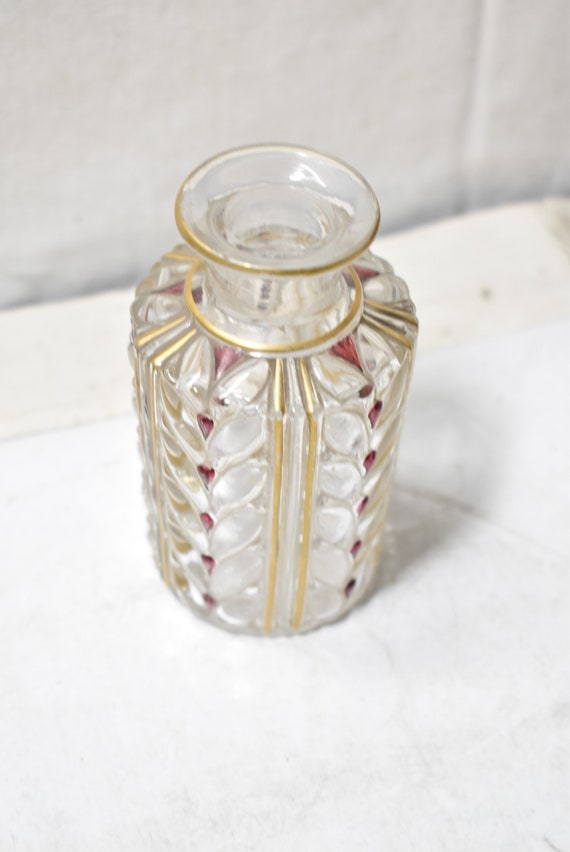 vintage beautiful empty perfume Gem