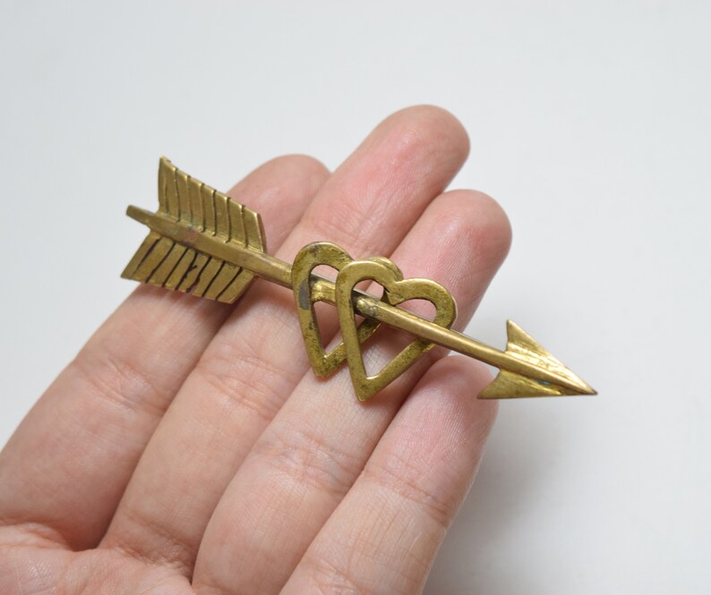 Women/'s Jewelry Gift Vintage Unique Gold Heart Arrow Brooch