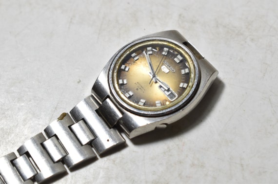 Vintage Seiko 5 Automatic 21 Jewels Watch Japan-6119-… - Gem