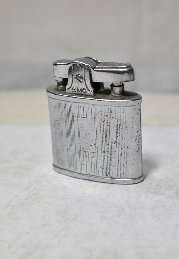 Vintage Collectible Beautiful W/design Tobacco Lighter-smc Vintage Collectible Beautiful W/design Tobacco Lighter-smc