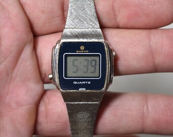 Vintage Sanyo Quartz Watch Japan Made 345 07R 9010805 Wristwatch