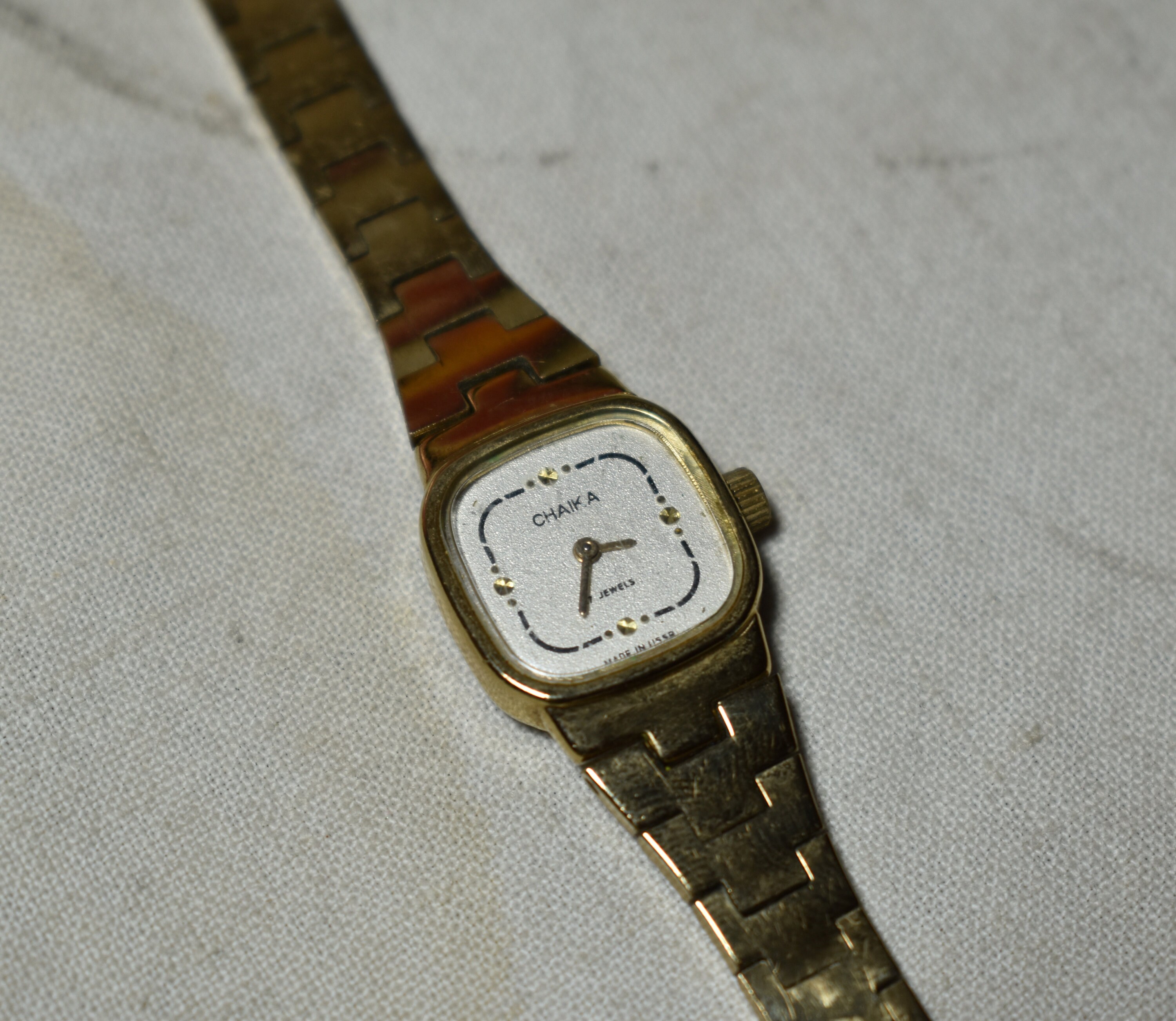 【限定品】 in Made Jewels 17 Chaika Vintage USSR Collectible Watch アナログ（手巻き）