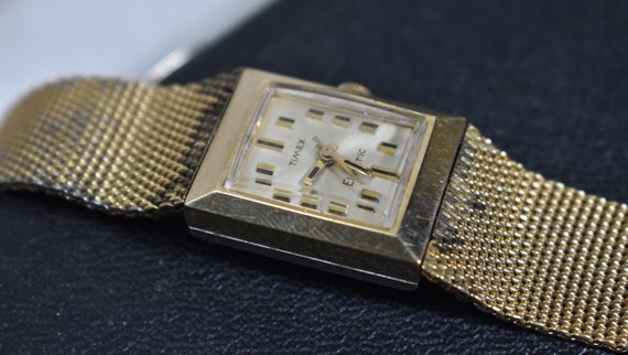 Vintage Ladies TIMEX Electric Watch - Gold Plated… - image 3