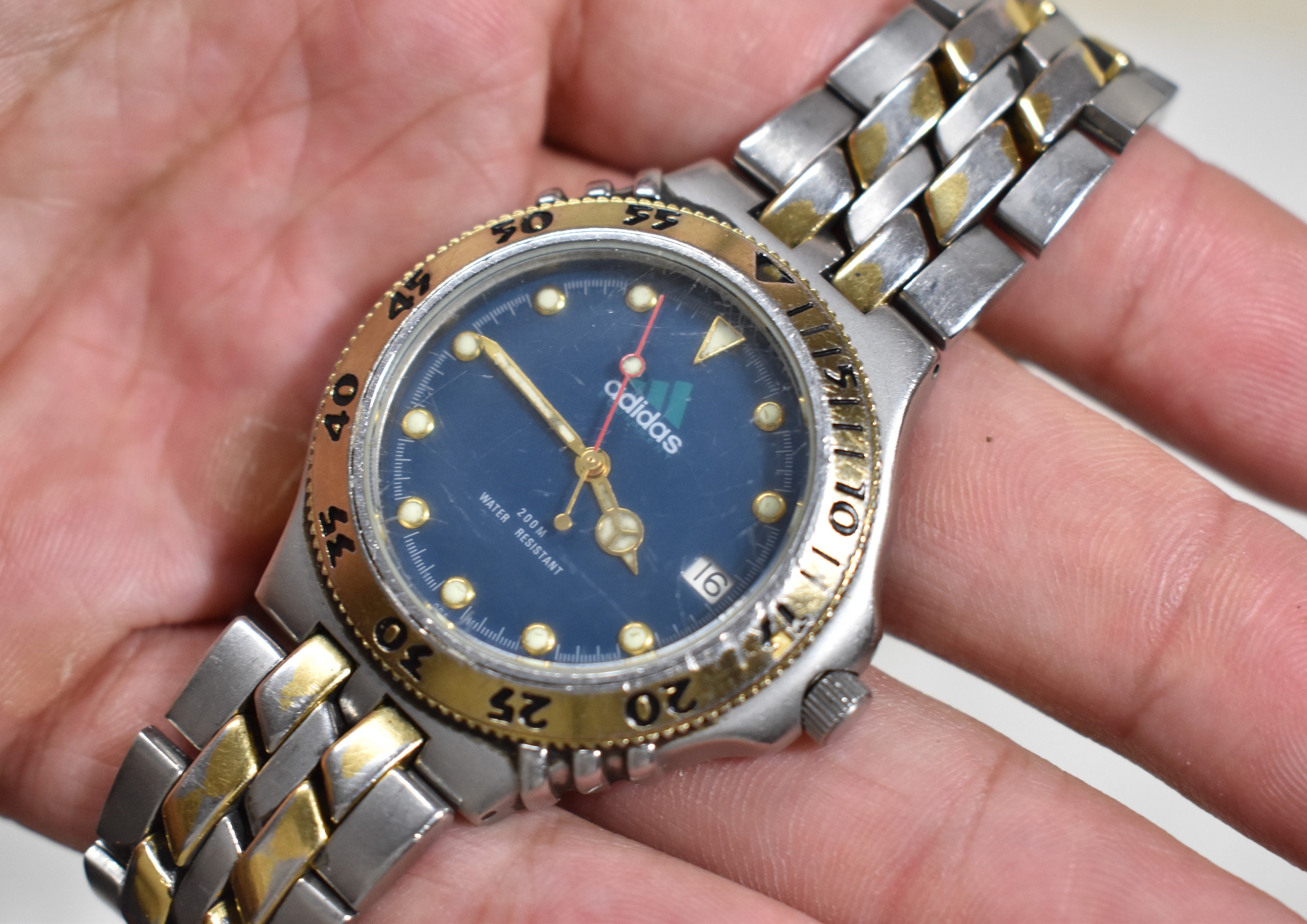 Adidas 829 shop watch price