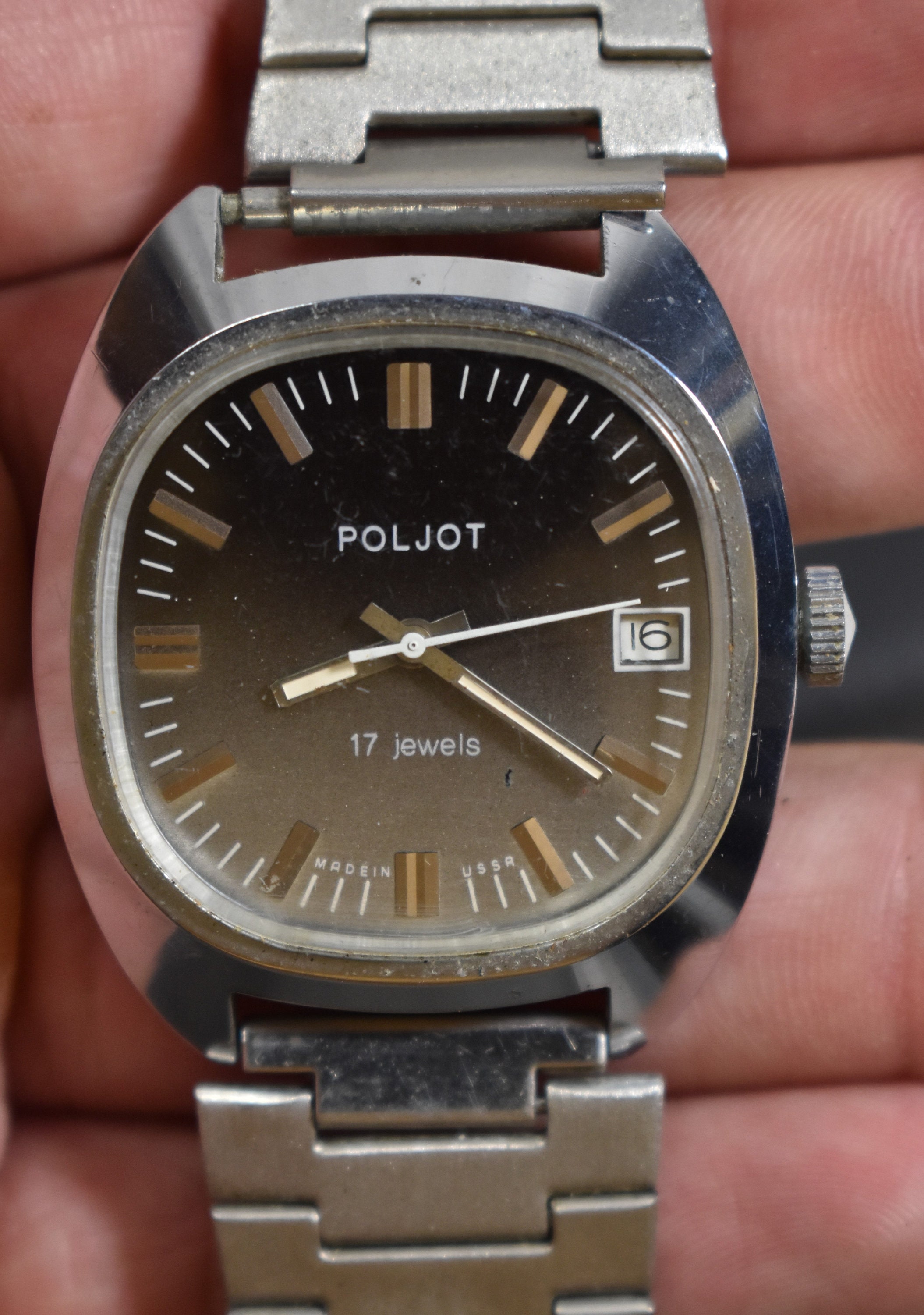 Vintage Poljot Russian Watch Collectible 17 Jewels Made in Vintage Poljot Russian Watch Collectible 17 Jewels Made in