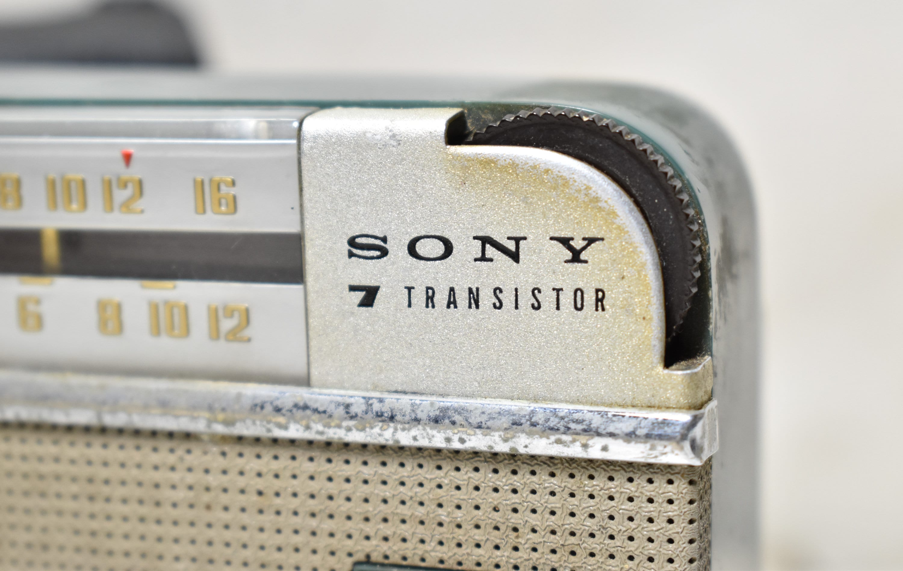 Vintage Collectible Sony 7 Transistor TR 714 Japan-radio Vintage Collectible Sony 7 Transistor TR 714 Japan-radio