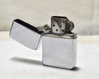 Vintage Zippo Lighter II Bradford PA Tobacco-zippo Lighter 