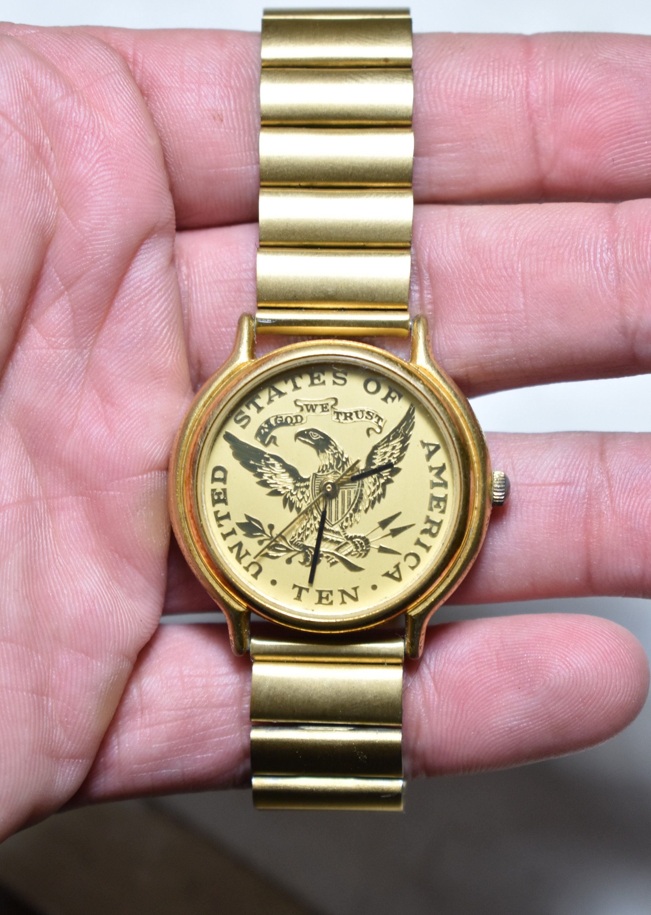 Reloj fond acier online inoxydable swiss made