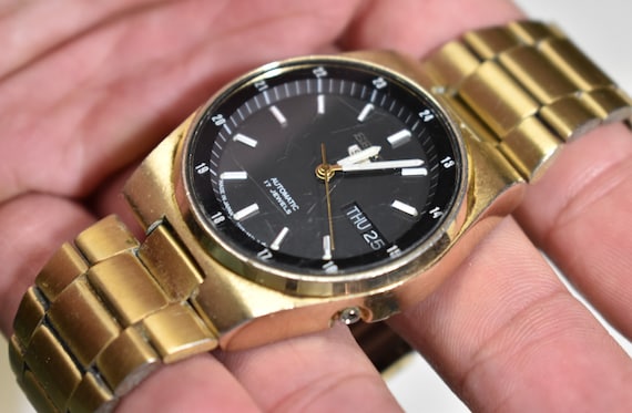 Seiko 5 automatic deals 17 jewels 7009 price