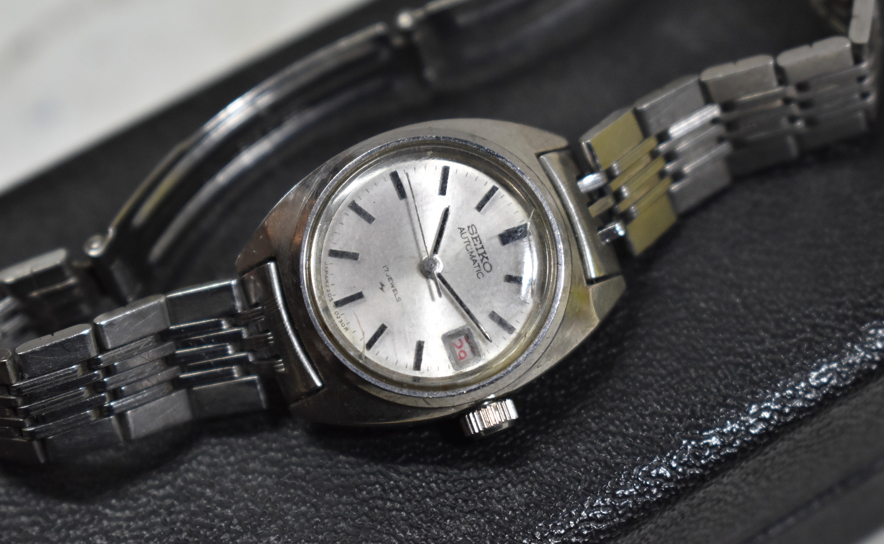 ヴィンテージ セイコー 自動巻き 17 ジュエル レディース/レディース  