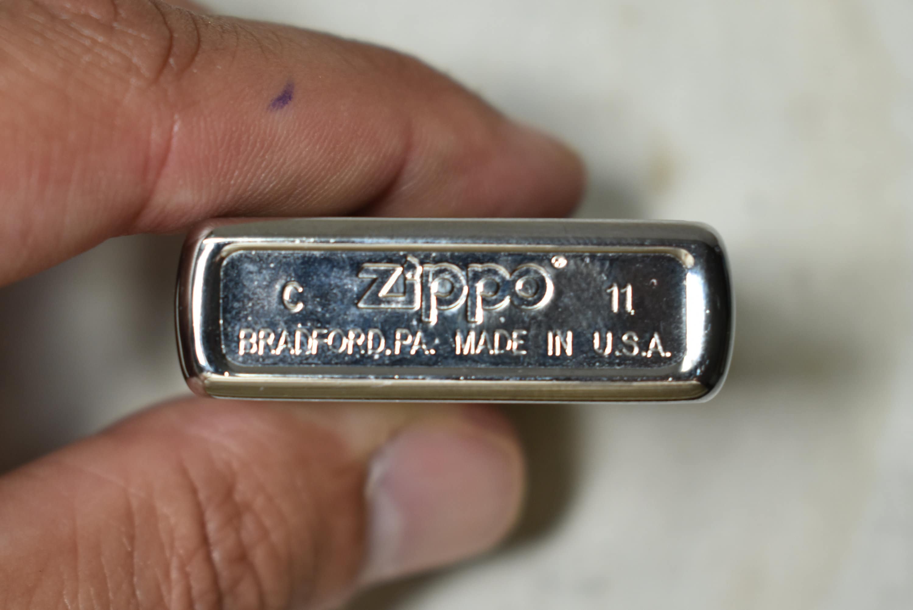 Vintage Zippo Lighter 11 Bradford Made in U.S.A W/design