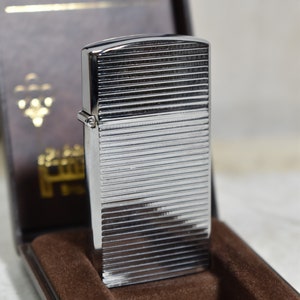 Vintage Collectible MAXIM 'ROCKY' Tobacco Cigarette Gas Lighter Elegant 3D Surface-Tobacciana Lighter