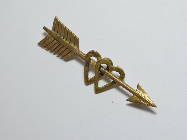 Women/'s Jewelry Gift Vintage Unique Gold Heart Arrow Brooch