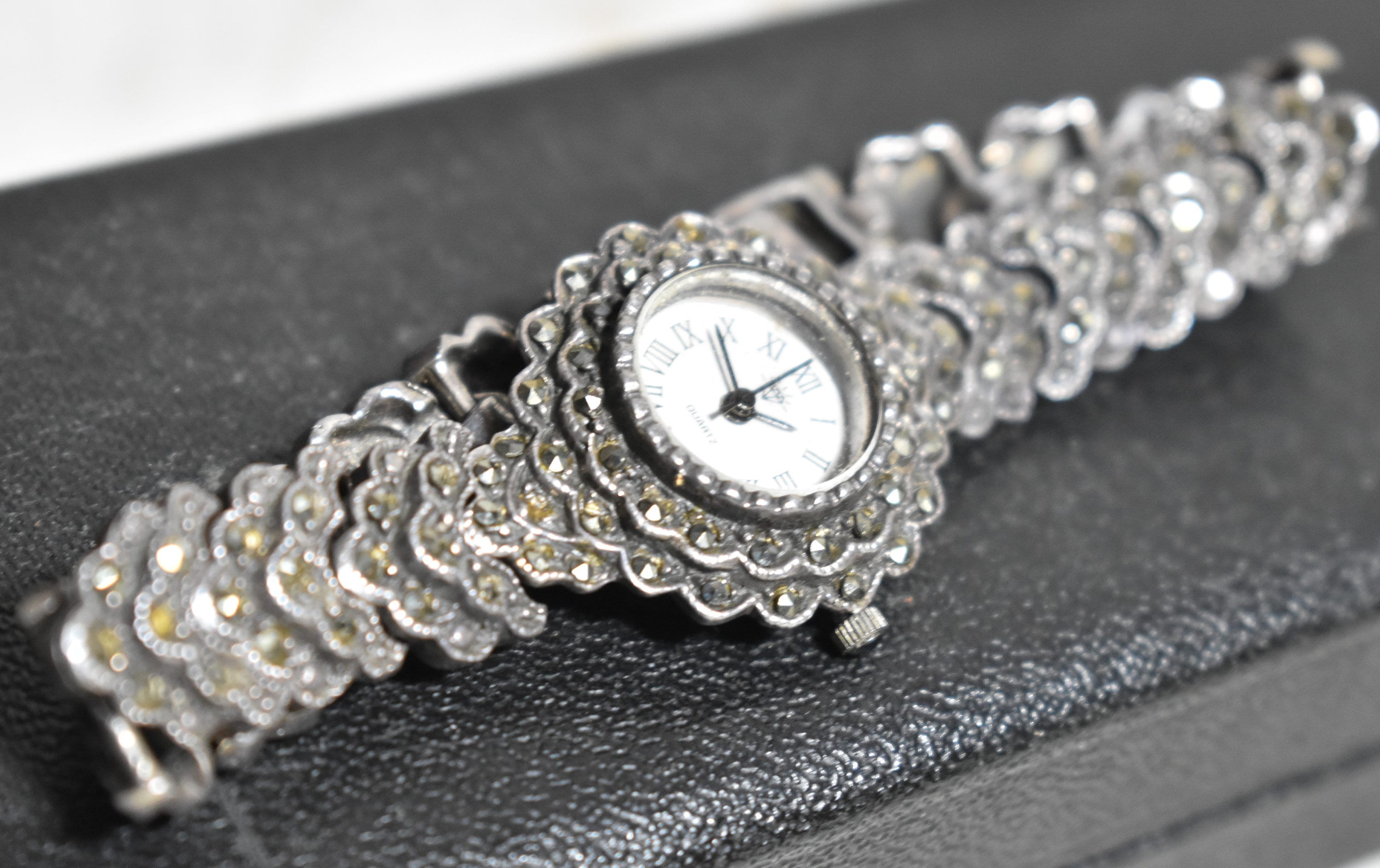 Vintage Collectible Women Ladies Quartz Silver 925 Watch Vintage Collectible Women Ladies Quartz Silver 925 Watch