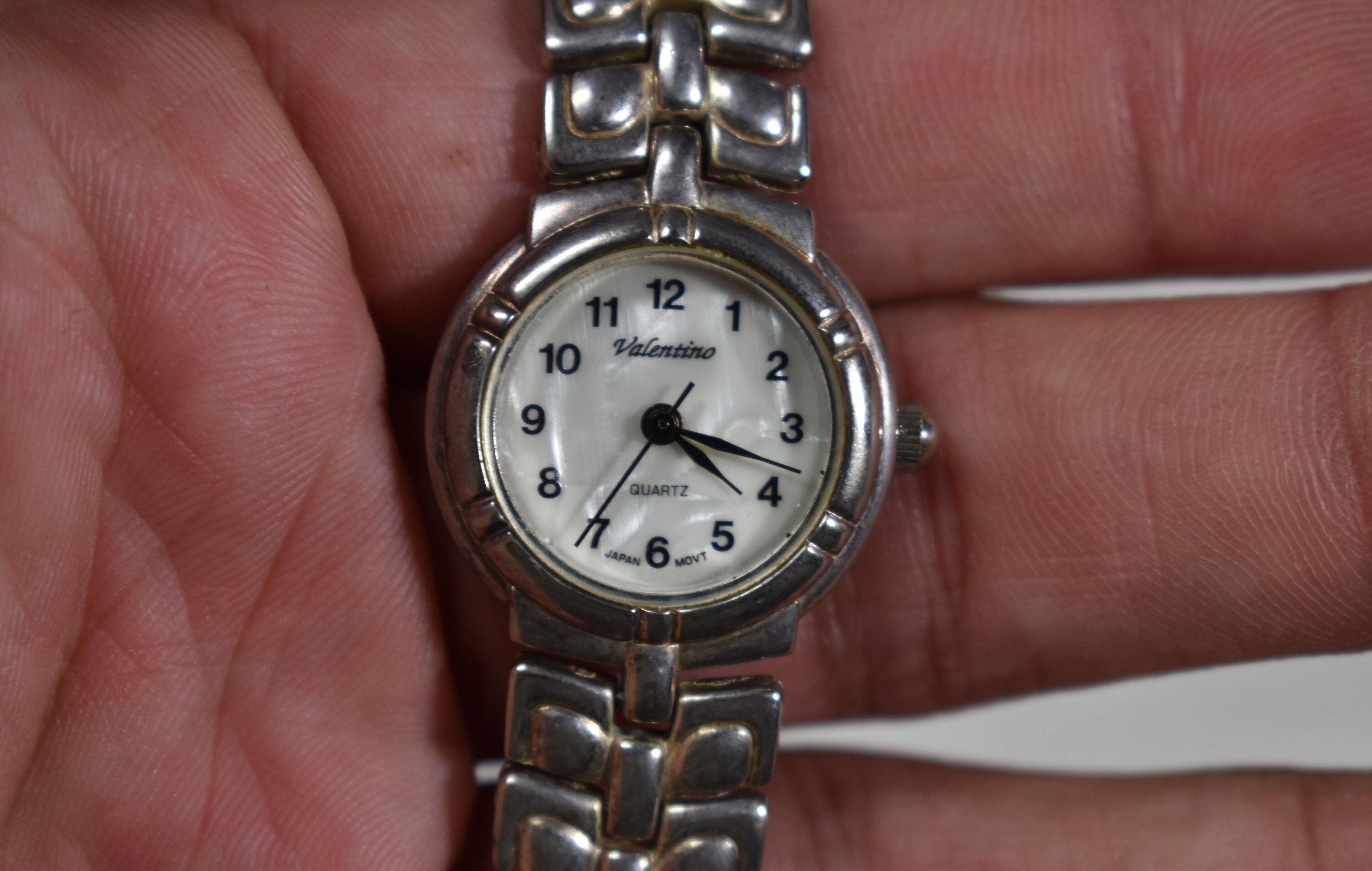 Valentino quartz watch sales