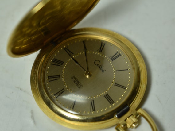 Vintage Collectible Colibri 17 Jewels Swiss Pocket Watch w case