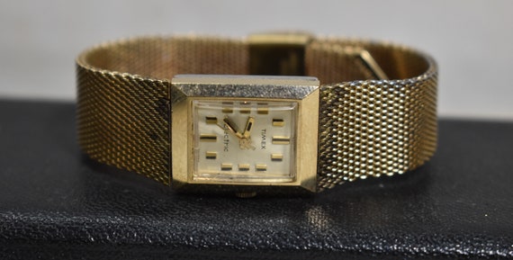 Vintage Ladies TIMEX Electric Watch - Gold Plated… - image 1