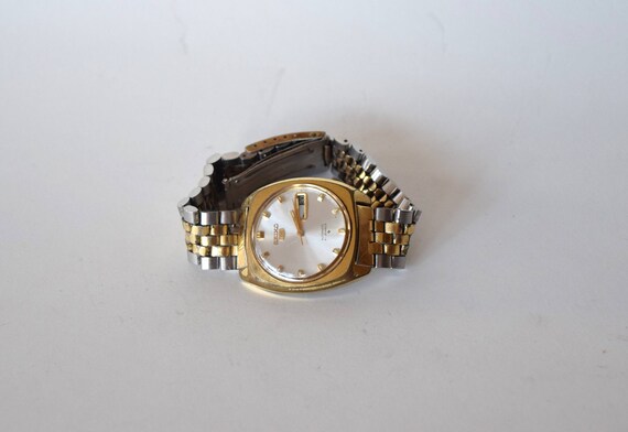 seiko 5 gold automatic 21 jewels