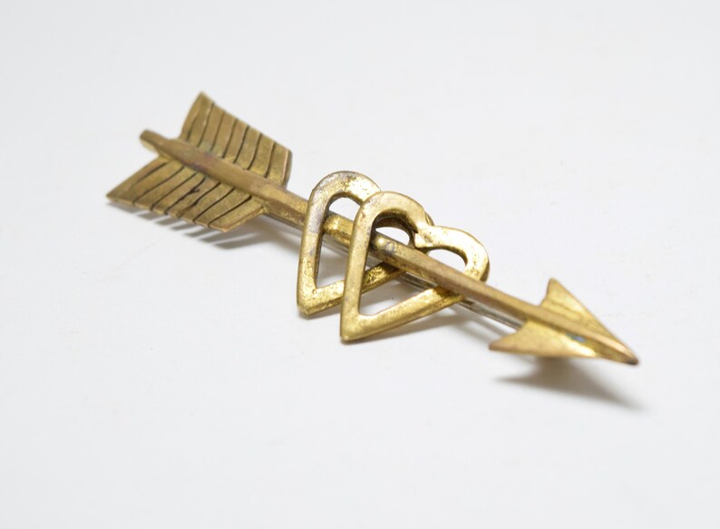 Women/'s Jewelry Gift Vintage Unique Gold Heart Arrow Brooch