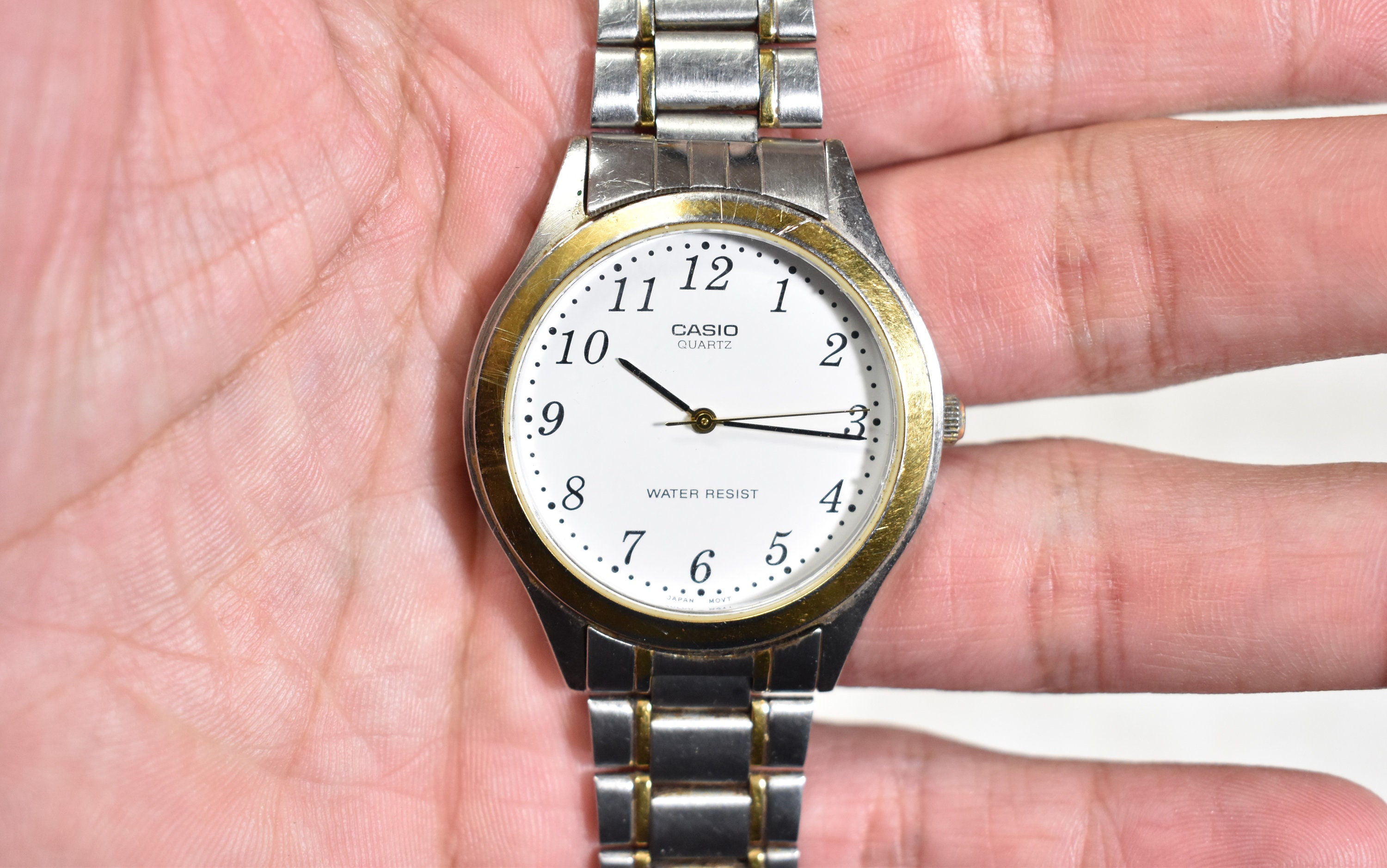 Vintage Quartz Water Resist Watch-wristwatch Jewel Casio - Etsy