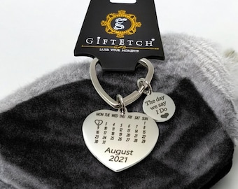 Llavero de corazón grabado: recuerdo de aniversario de acero inoxidable con fecha personalizada