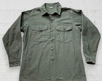 Vintage 70s Military Shirt Green OG 107 Utility Cotton Sateen Vietnam 16.5 x 34