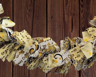 Handmade Bee Garland: Jute Twine, Indoor Decor