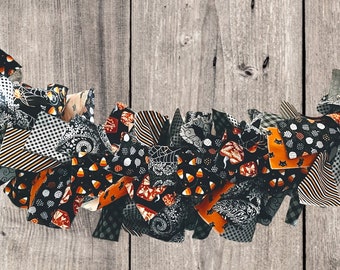 Halloween Fabric Garland: Spooky Mantle Decor