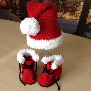 Crochet PATTERN Santa Baby Hat & Boot Set N 334 Size Baby 0-6 and 6-12 months image 2