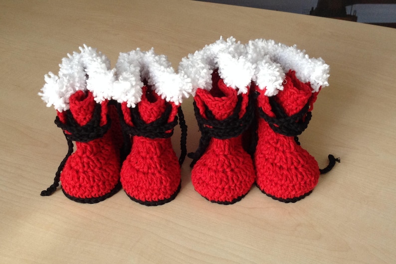 Crochet PATTERN Santa Baby Hat & Boot Set N 334 Size Baby 0-6 and 6-12 months image 5