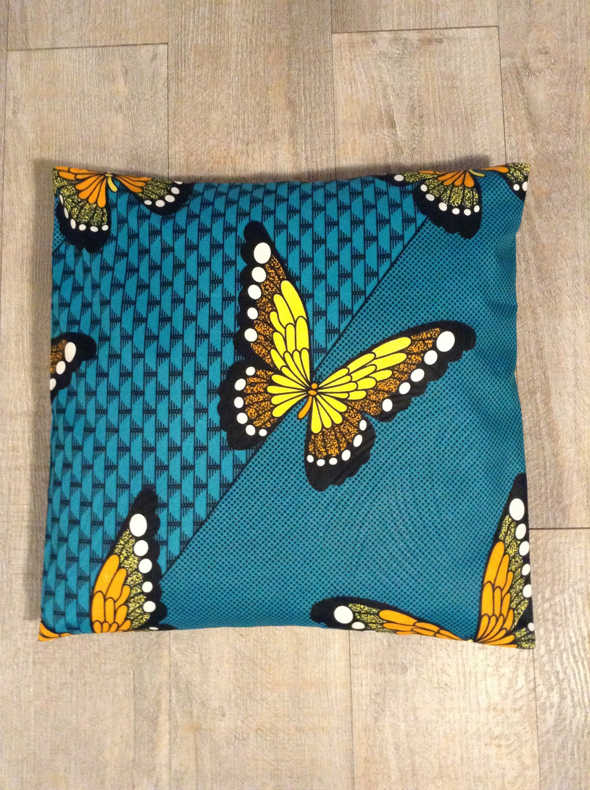 Housse Print Wax de 40cm ou 50 cm Côté Papillons