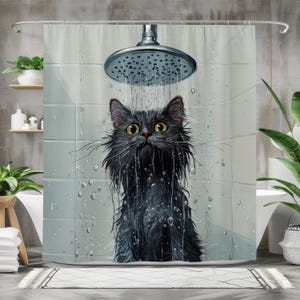 Rolig duschdraperi med våt katt, vattentät baddraperi i tyg, humoristiskt djurtryck, udda badrumsdekor, present till kattälskare, unikt bad