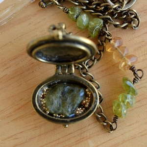 Raw Green Sapphire Pendant, Raw Sapphire Necklace, Locket Pendant, Gemstone Locket Pendant, Gemstone Necklace, Peridot Necklace, OOAK, 474