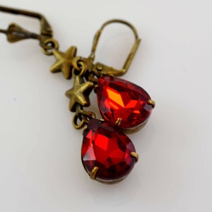 Red Rhinestone Earrings, Red Crystal Glass Earrings, Red Teardrop Earrings, Vintage Style Earrings, Antique Bronze Earrings, RH 20