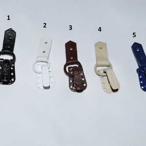 Ganci per pellicceria. Fermagli per pellicce per indumenti in pelliccia e pelle. Ganci per cappotti in pelliccia, ganci di fissaggio, realizzati in Grecia