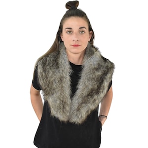 Gray fox Fur Collar / Natural Fur Collar / Detachable Fur Collar / Gift For Her / Luxury fur Collar