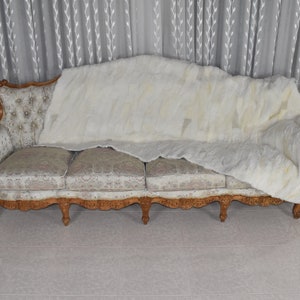 White Shearling Fur Blanket Throw Cover | Sheapskin Fur bedspread | Sheepskin Fur Rug | luxury Fur Carpet