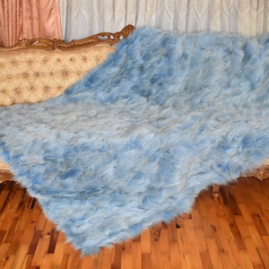 Luxuriöse Coyote Pelzdecke |Blaue Koyote Pelzdecke | Warme Felldecke | Luxus Sofa Bezug | Pelz decke für ihr Schlafzimmer