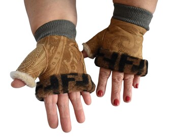 Handgefertigte fingerlose Lammfellhandschuhe: Wintergeschenk aus Schaffell
