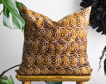 Brown toned batik cushion. Hand-printed fabric cushion. African fabric cushion. 20x20 inch.