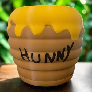 "Honigtopf ""Winnie Puuh"" Übertopf mit Auffangschale."