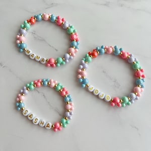 Pulsera de cuentas con nombre personalizado de Mickey, regalo de cumpleaños, pulsera de cuentas con letras de nombre de Mickey, regalo de cumpleaños, pulsera personalizada, regalo para niños