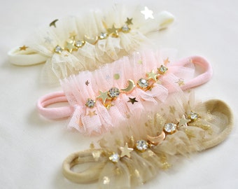 Moon and star headband, moon and stars prop, tulle headband, newborn outfit, neutral prop, baby jewellery, rhinestone, golden stars, RTS