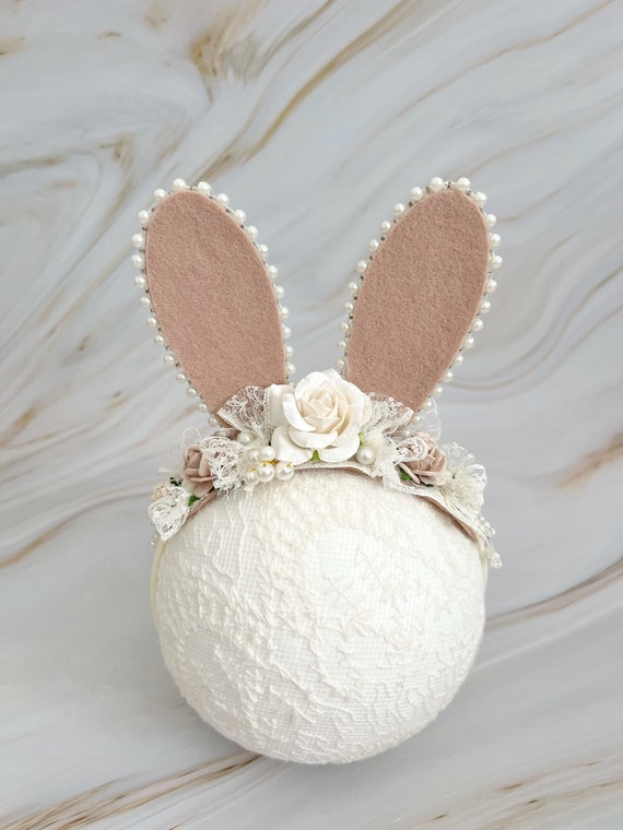 Handgefertigtes Geburtstags-Stirnband Für Mädchen – Mit Blume Und Perlen, Verstellbar, Perfekt Für Party Oder Fotoshooting
