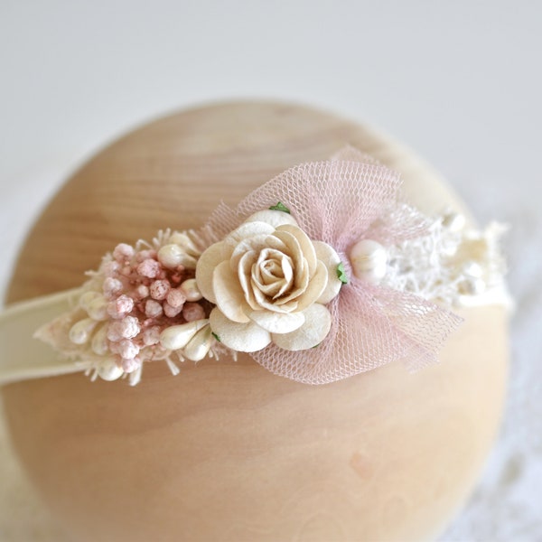 Beau accessoire photo serre-tête fleur rose beige, accessoire neutre, couronne de fleurs pour bébé, bandeau de baptême, séance de garde d'enfants, accessoire nouveau-né, cadeau