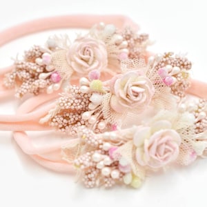 Diadema de flores, halo de recién nacido, corona de recién nacido, diadema de bebé, rosa claro, diadema de recién nacido, corona de flores, diadema de bautismo, accesorio fotográfico, regalo